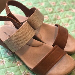 Gold/Faux Tan Leather Sandals ☀️